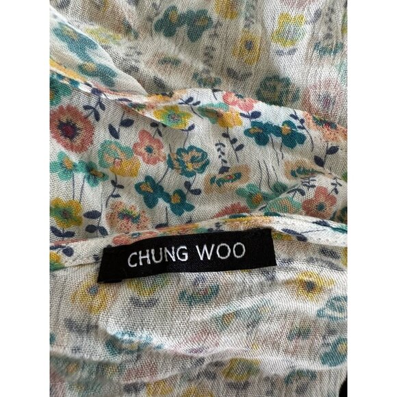 Floral Halter Crop Top With Adjustable Tie Back By Chung Woo size S - Picture 4 of 4